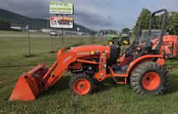 USED KUBOTA B2650 W/FRONT LOADER – STATE COLLEGE