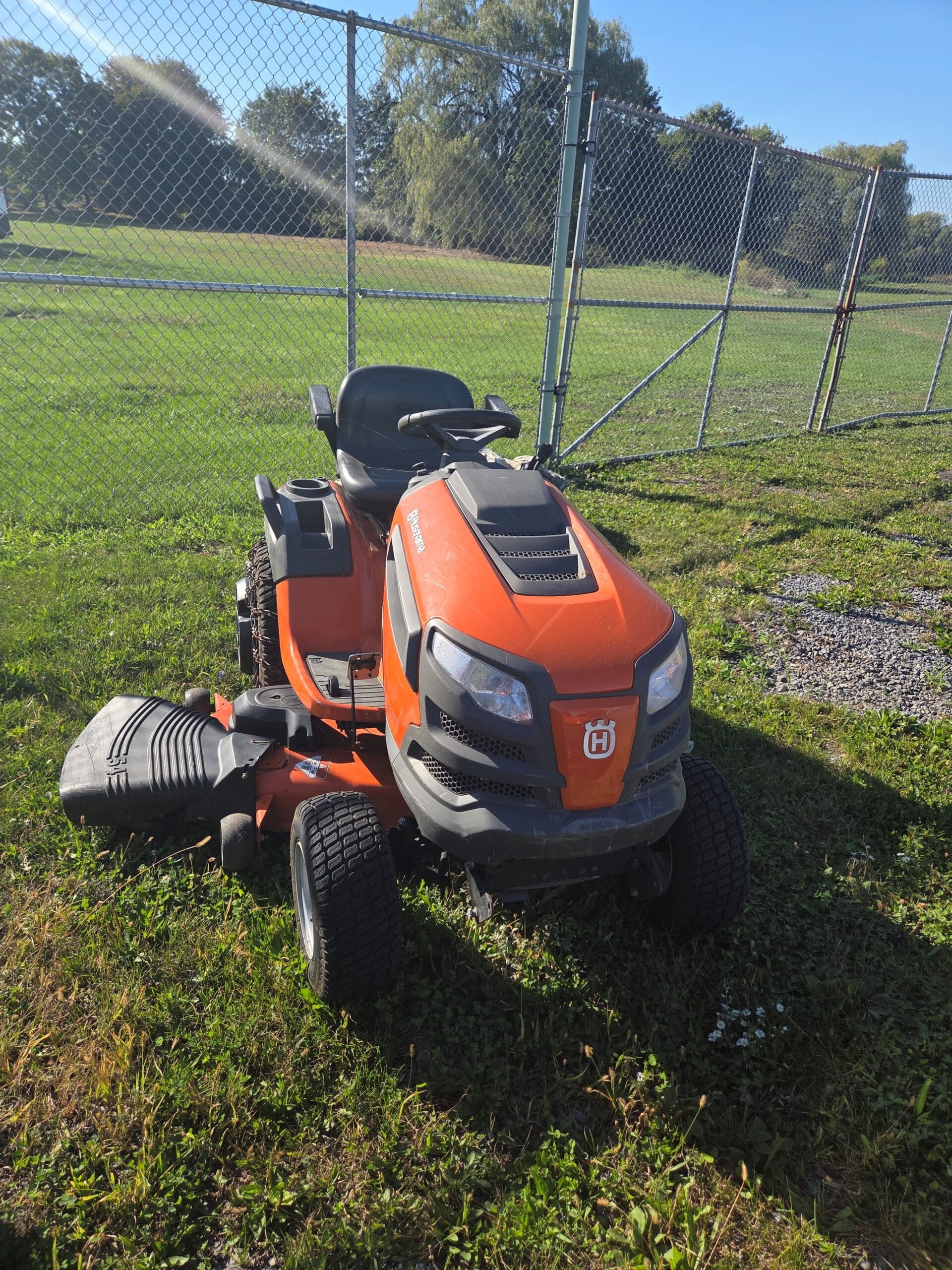 USED HUSQVARNA GT54LS TRACTOR W/SNOWBLOWER – STATE COLLEGE