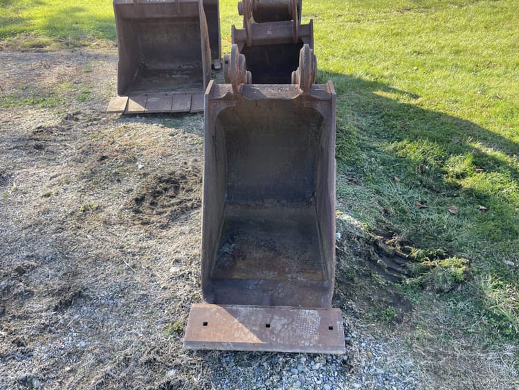 CAT Bucket 24″ – Indiana